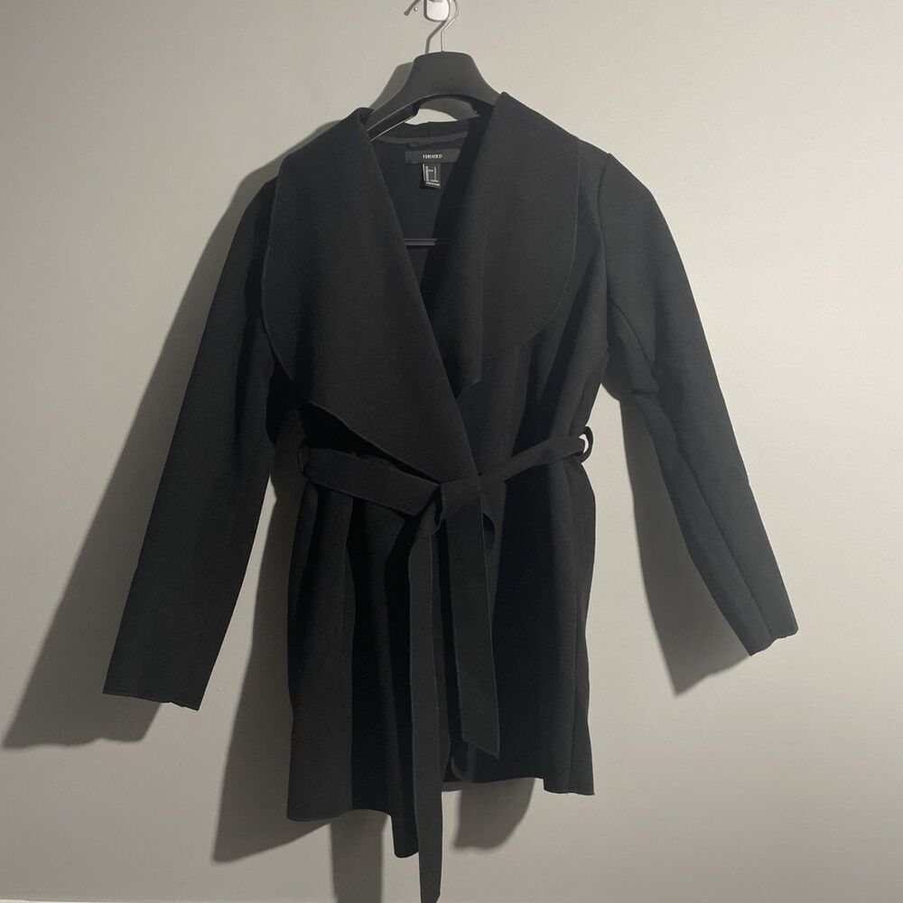 Forever 21 Women’s L Belted Black Coat Classic Short Trench Fall Winter Fashion